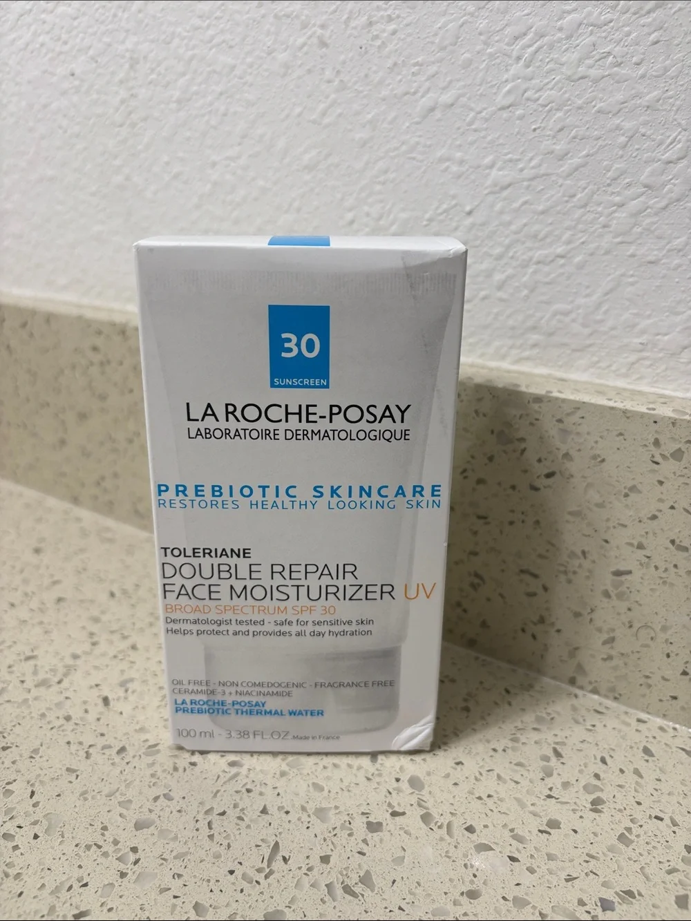 La Roche-Posay Toleriane Double Repair Face Moisturizer UV SPF 30 3.38 FL- White